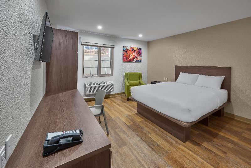 Extended Suites Saltillo Galerias Zimmer foto